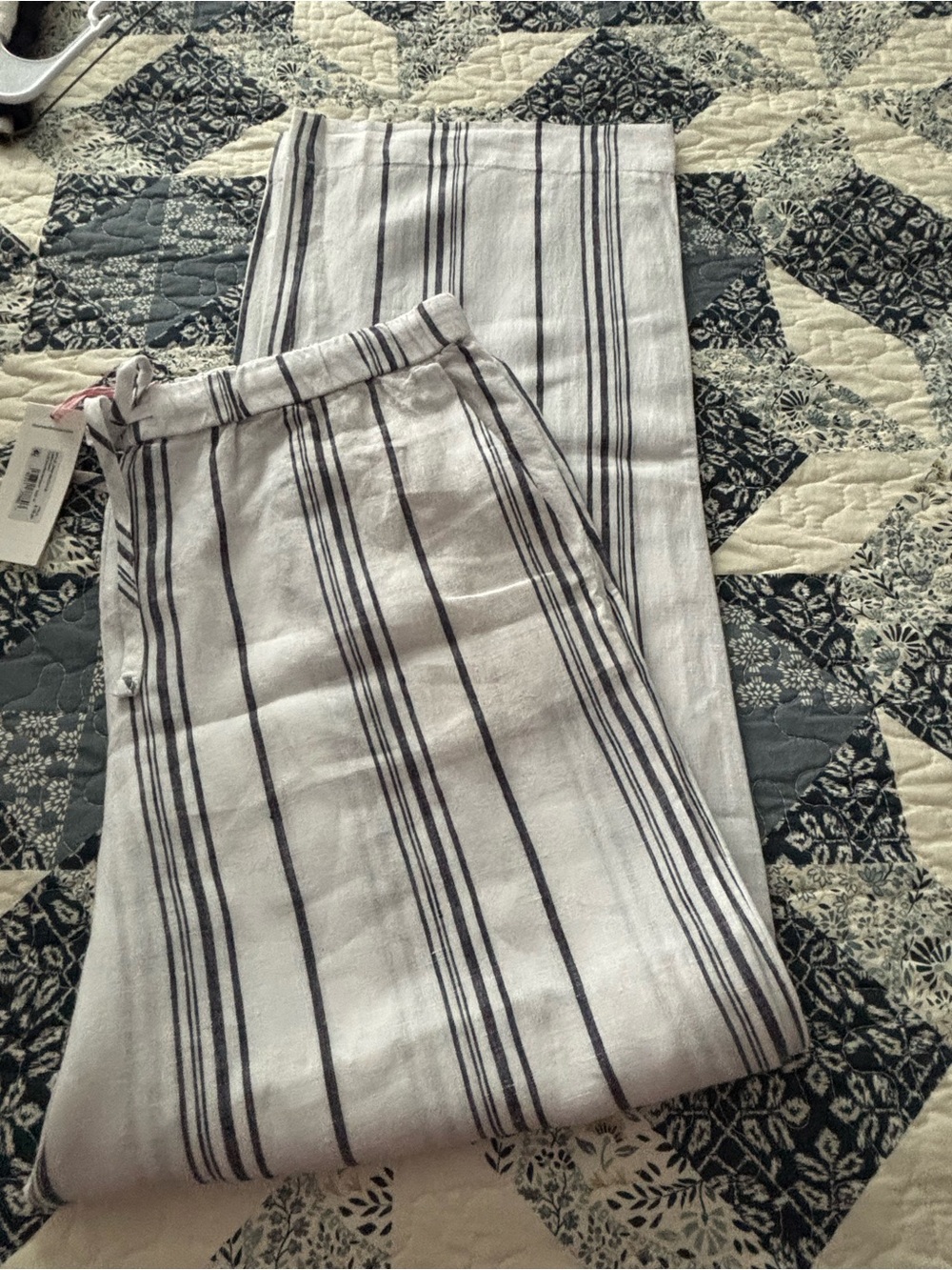 Vineyard Vines Women’s Baystripe White Navy Stripe Linen Pants Size: M NWT